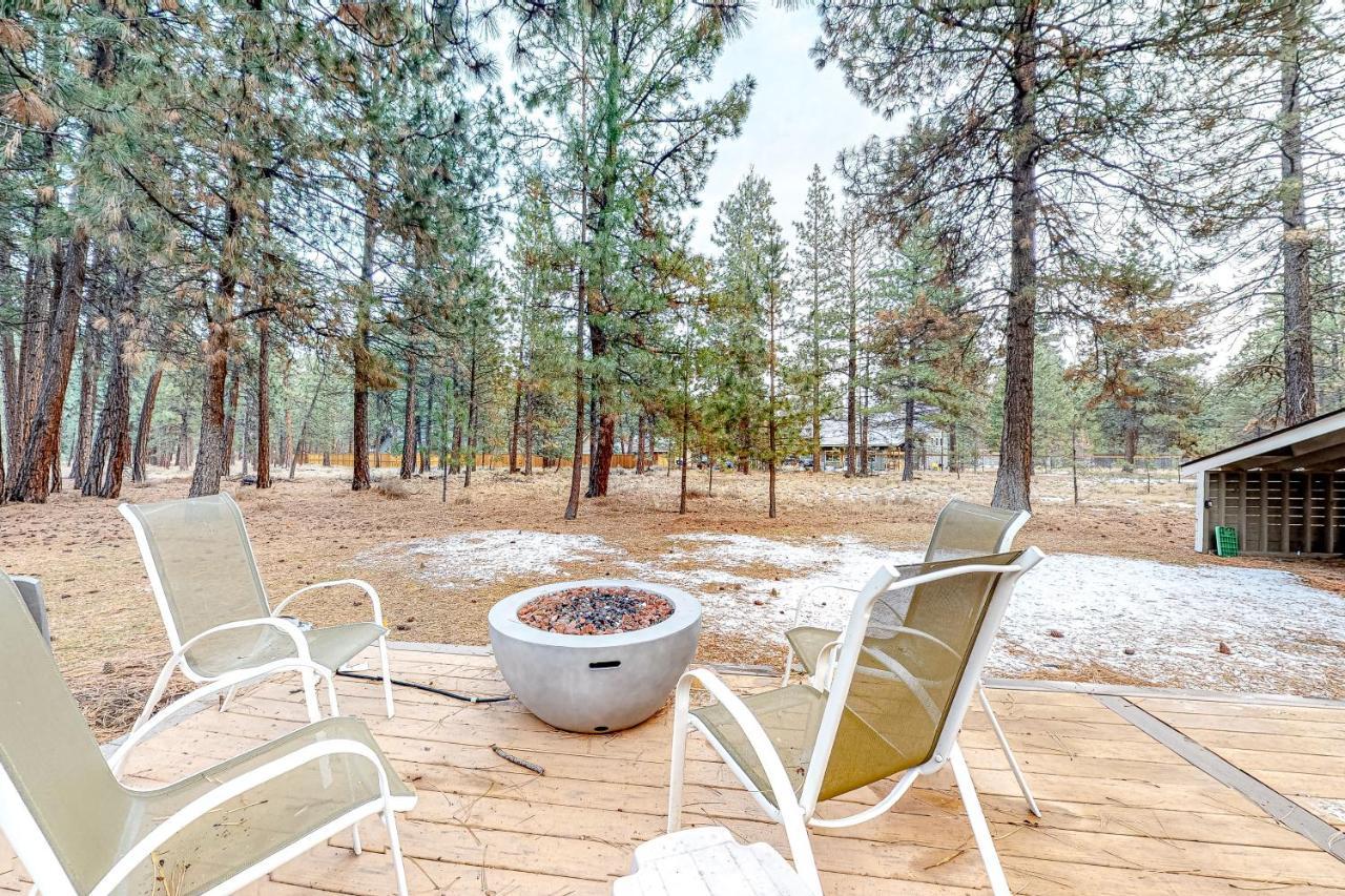 Retreat In The Pines Villa Sisters Exterior photo